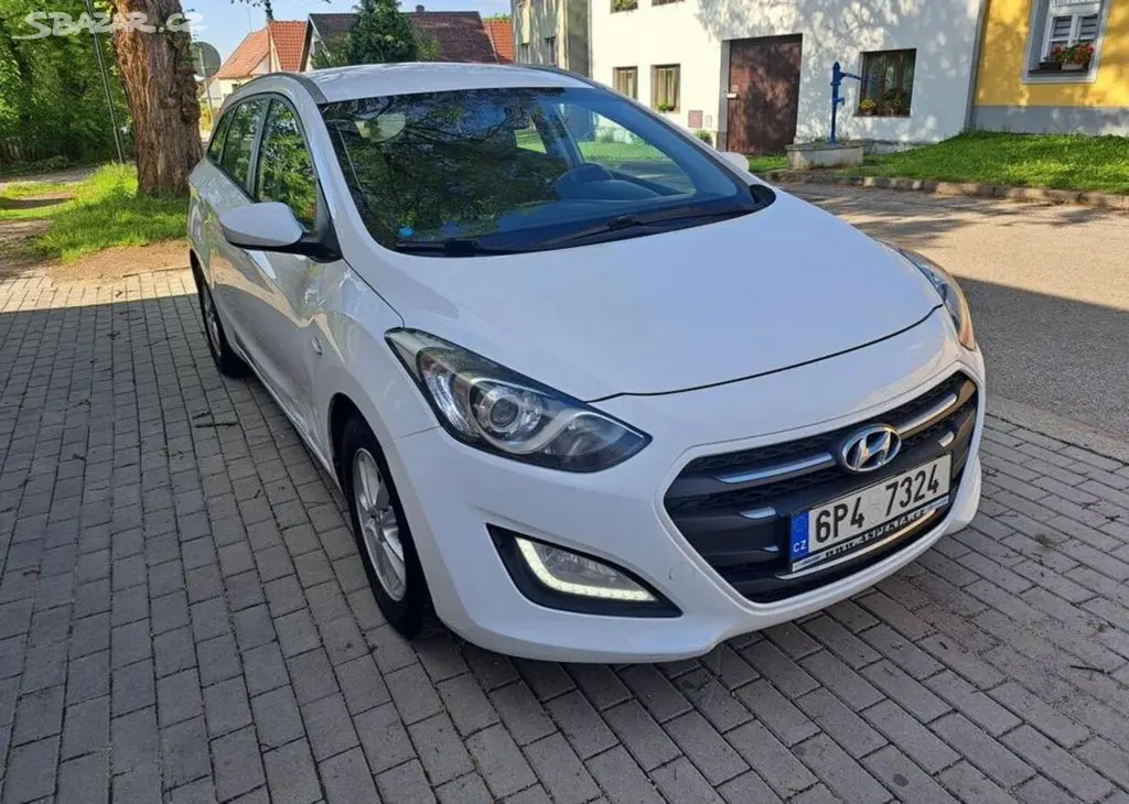 Hyundai i30 1,6 CRDI 16V nafta manuální